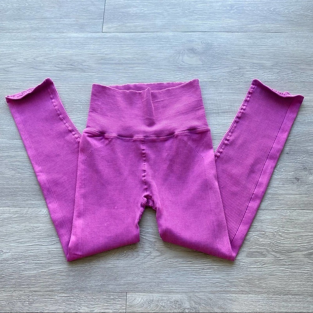 New FP Movement Ultra High-Rise 7/8 Happiness Runs Leggings Size M/L